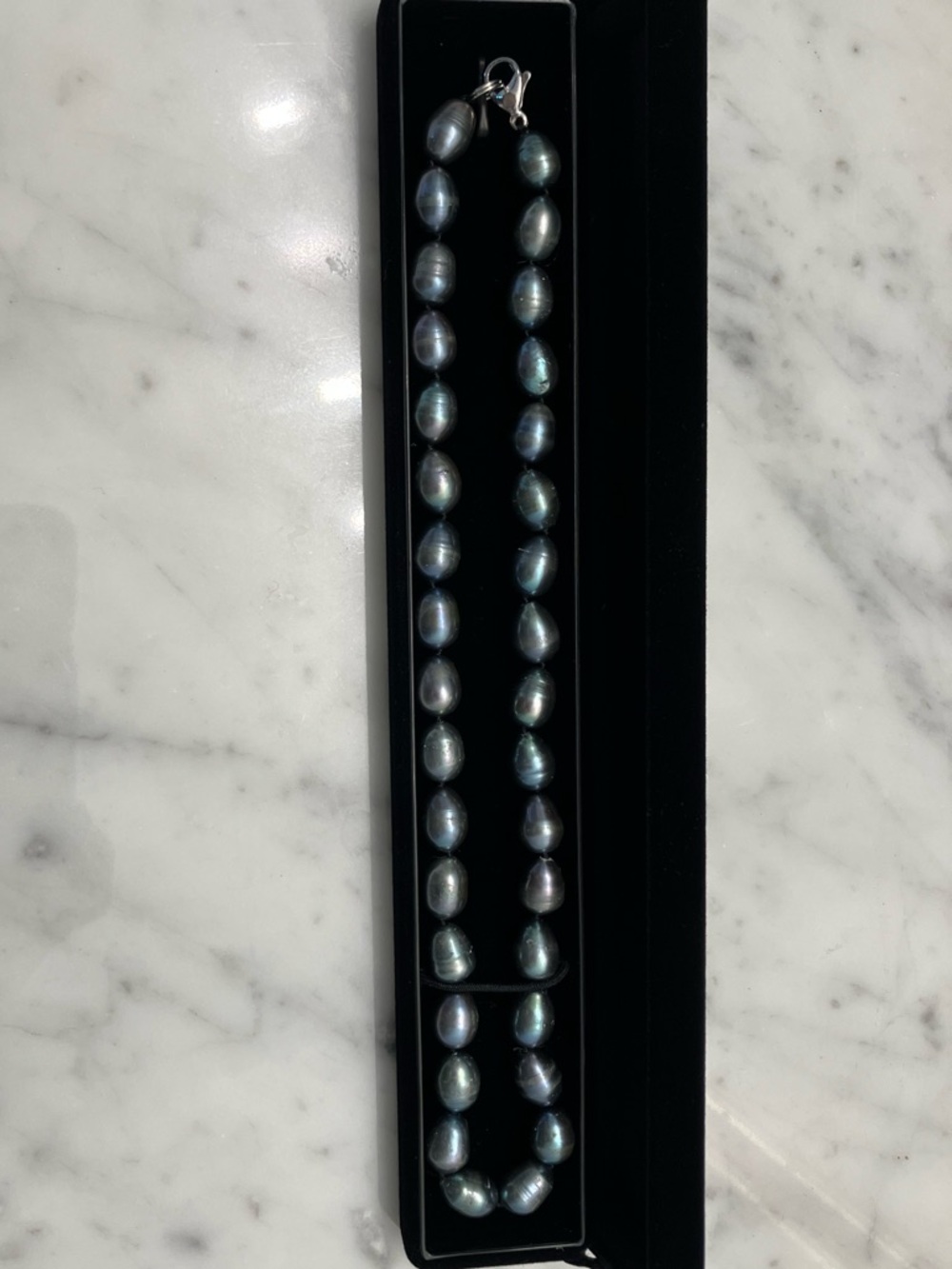 Free Gift - “Tahitian-Style” Peacock blue green freshwater Pearl Necklace - Picture 2 of 2